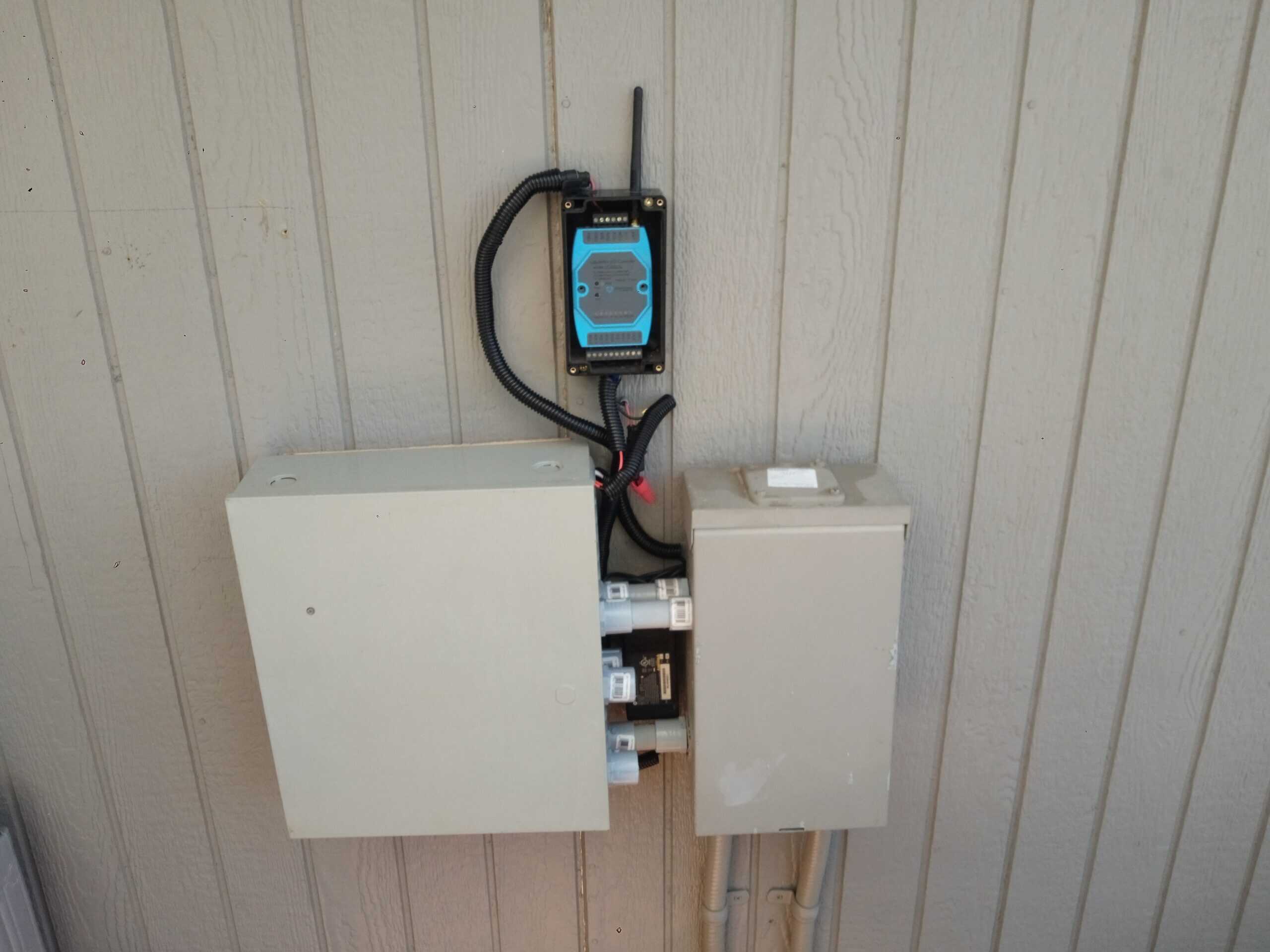 LoRaWAN and WiFi wireless hardware